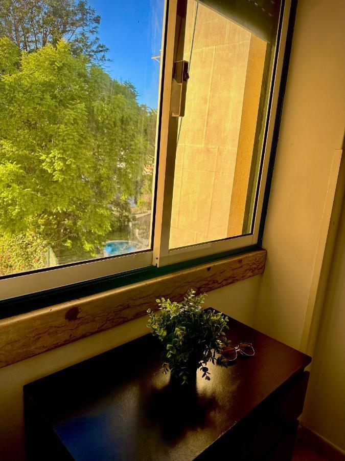 Guest In Ninho Apartment Lisbon Bagian luar foto